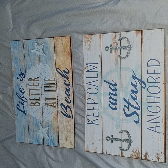 Other - 3/$20 Beachy signs